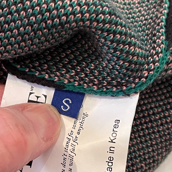 AWAKE NY Black & Green Crew Neck Relaxed Fit Sweater - Size Small - EUC - Picture 7 of 15